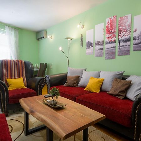 Top Center Spacious Apartment With Ac And Free Underground Parking Sófia Exterior foto
