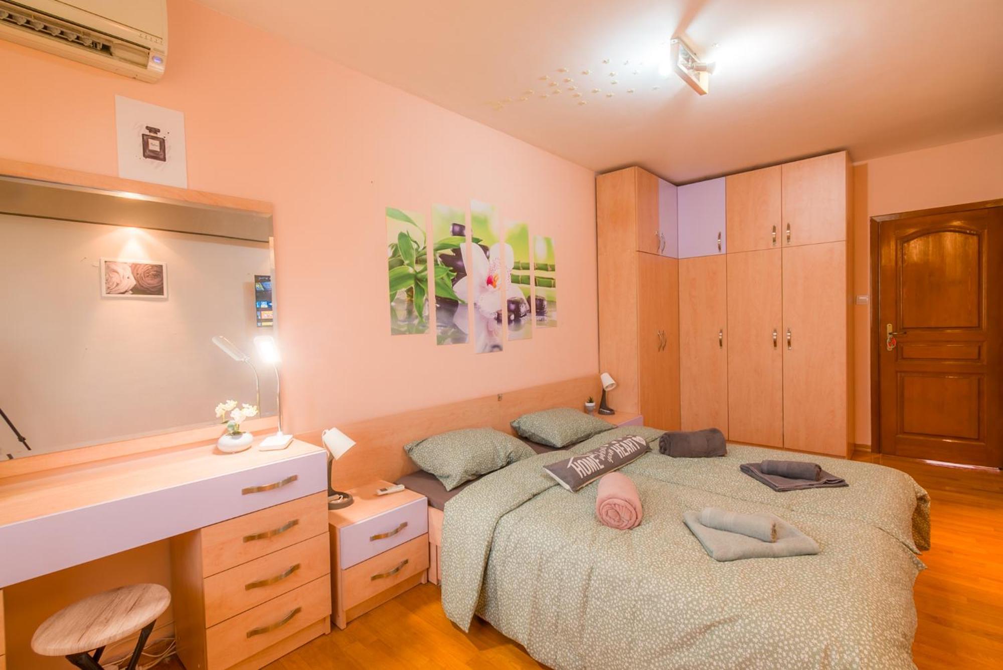 Top Center Spacious Apartment With Ac And Free Underground Parking Sófia Exterior foto
